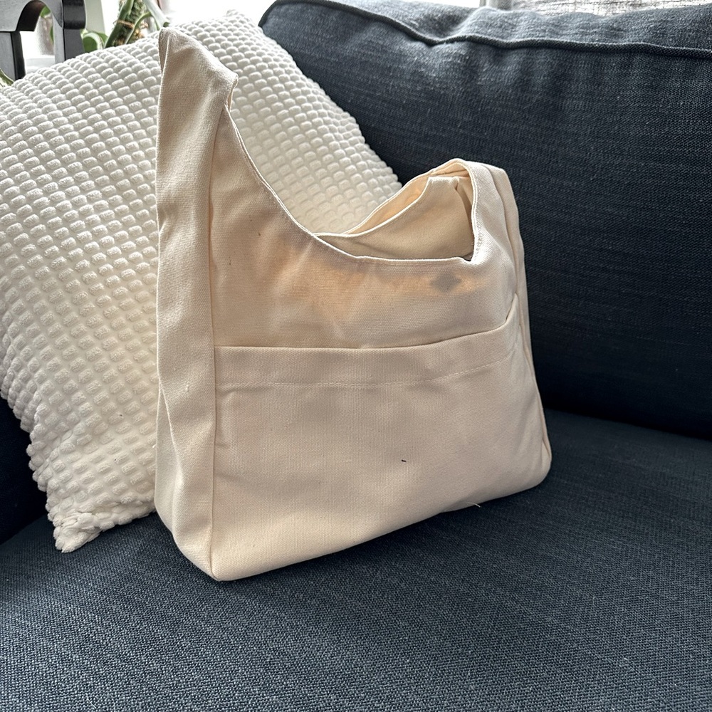 NWOT Lightweight cream denim tote.